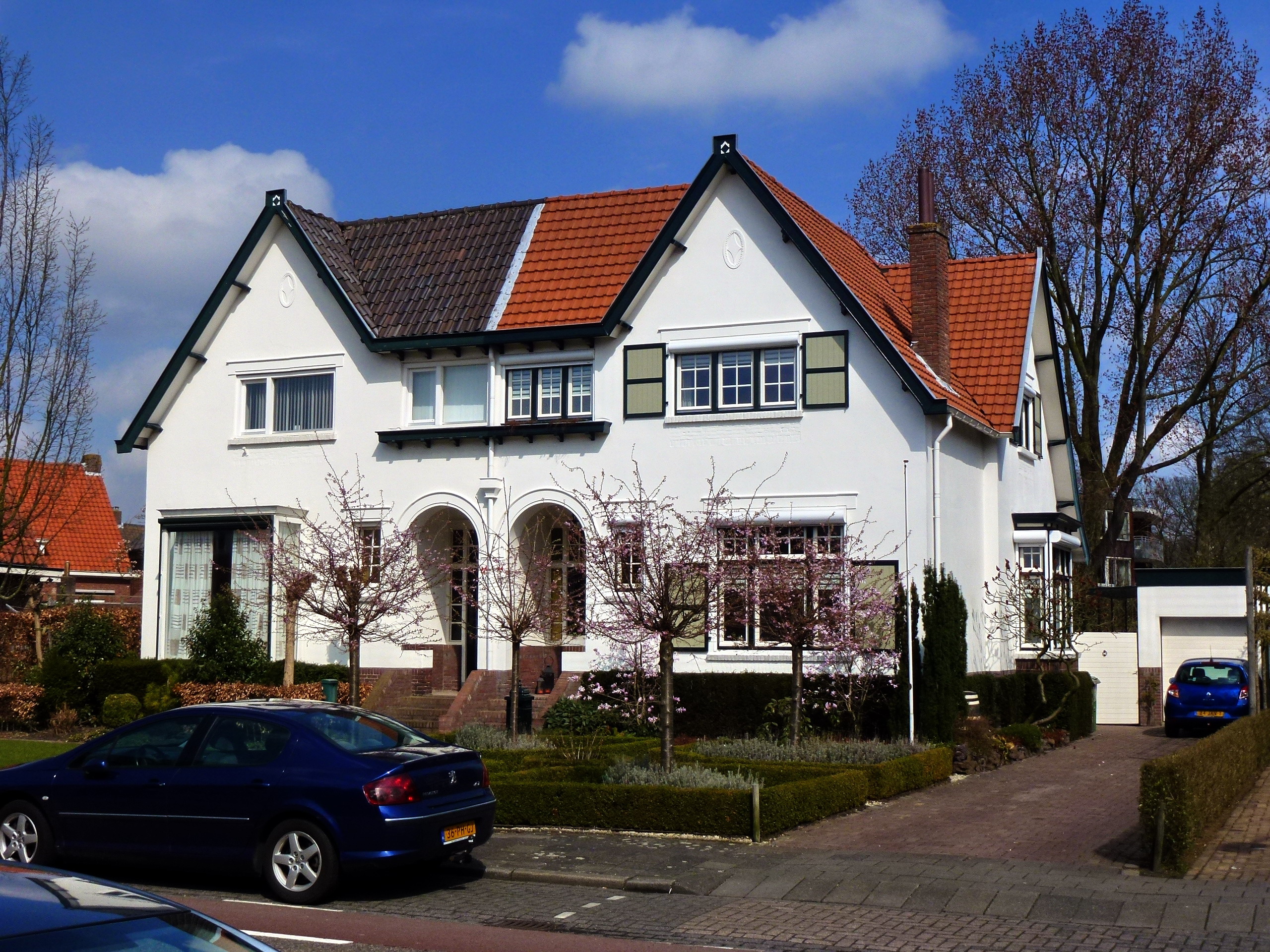 Roosendaal, Nispensestraat 81-83
